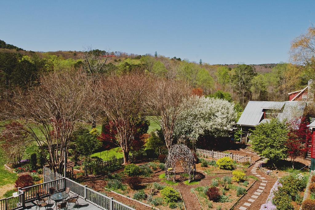 Glen-Ella Springs Hotel & Restaurant Clarkesville Екстериор снимка