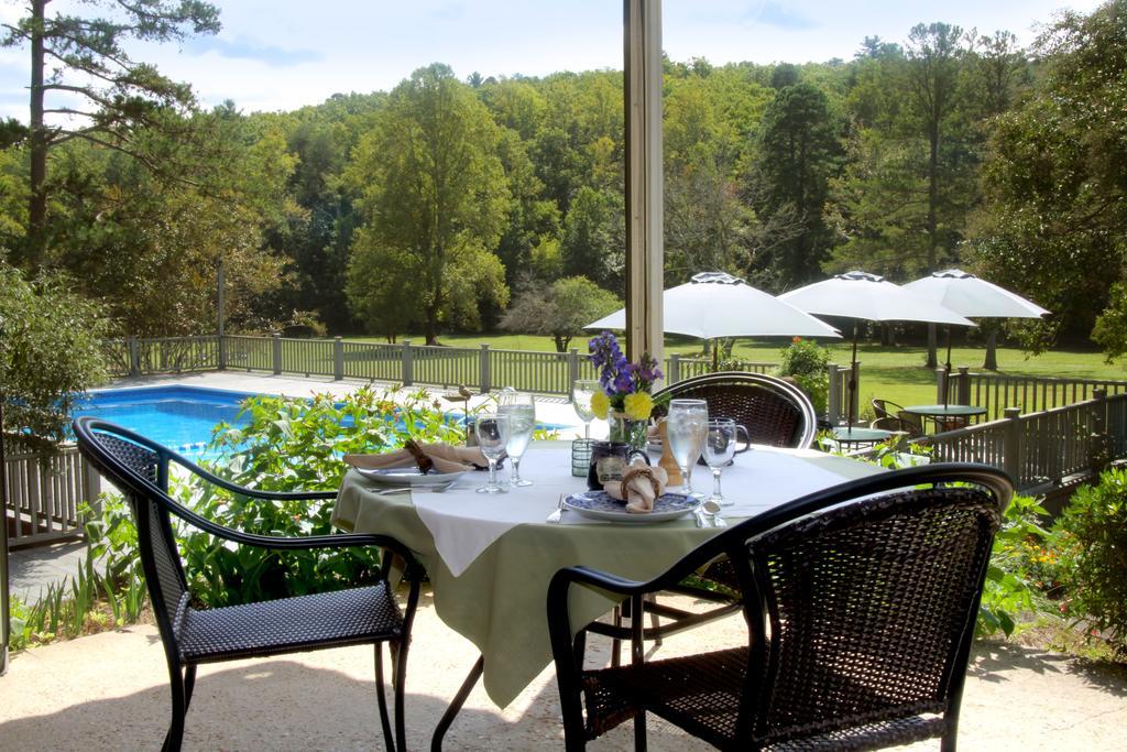 Glen-Ella Springs Hotel & Restaurant Clarkesville Екстериор снимка