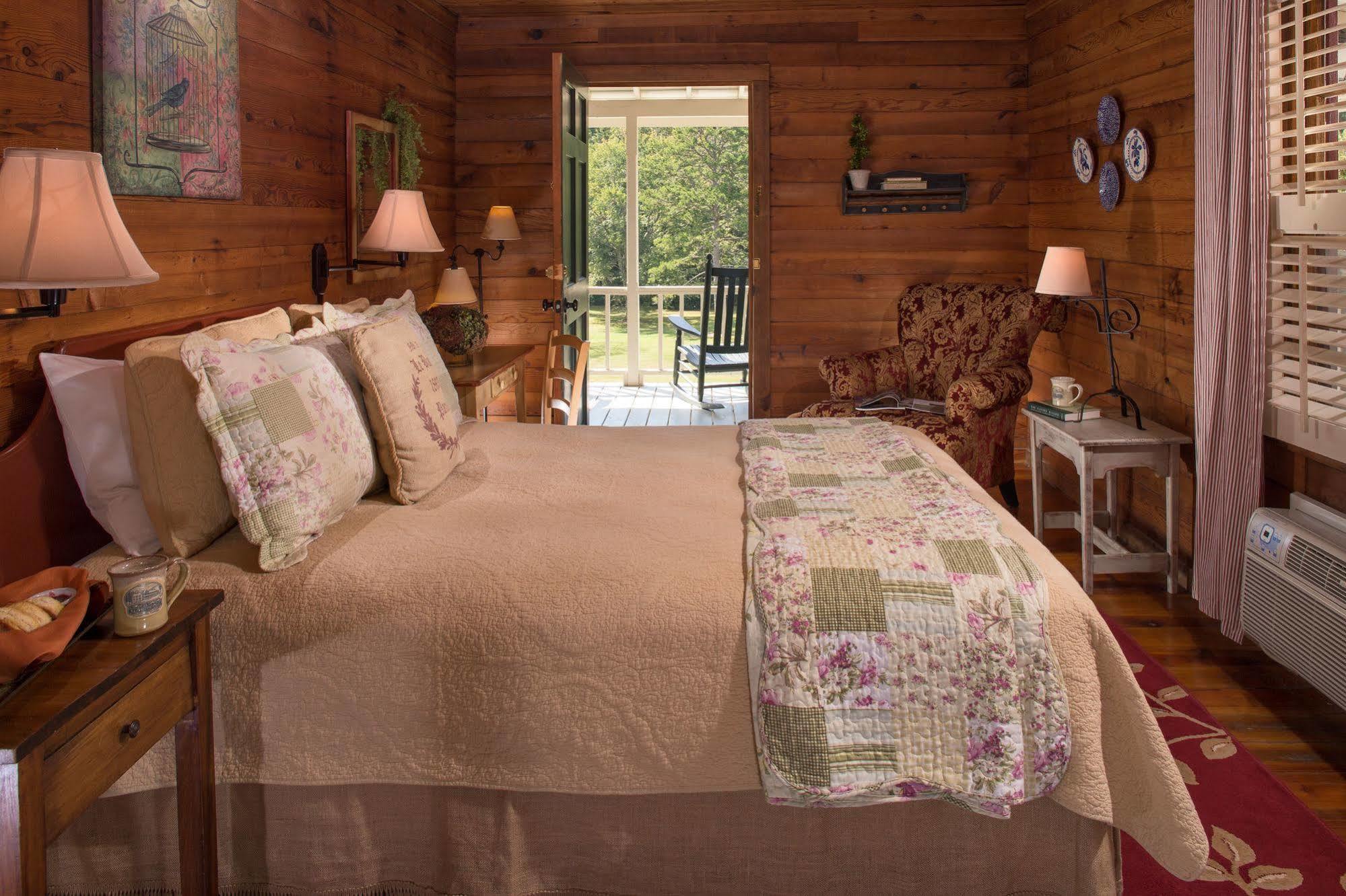 Glen-Ella Springs Hotel & Restaurant Clarkesville Екстериор снимка